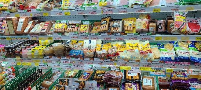 동네마트 IT솔루션 전문기업 리테일앤인사이트가 동네마트의 웹 기반 POP 제작을 지원하는 신개념 솔루션의 기술검증 발표회를 가졌다.