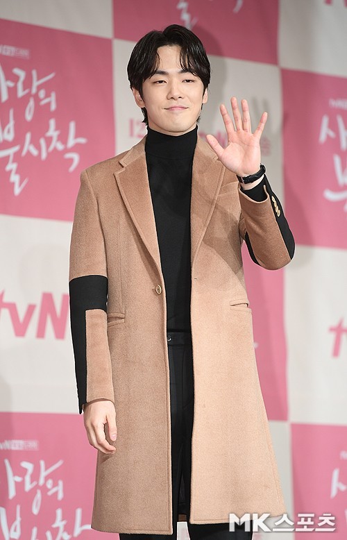 배우 김정현 측이 오앤엔터테인먼트와 계약이 만료된 가운데, 입장을 밝혔다. 사진=천정환 기자