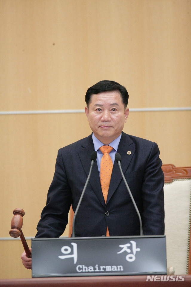 [전주=뉴시스] 송지용 제11대 전북도의회 의장.