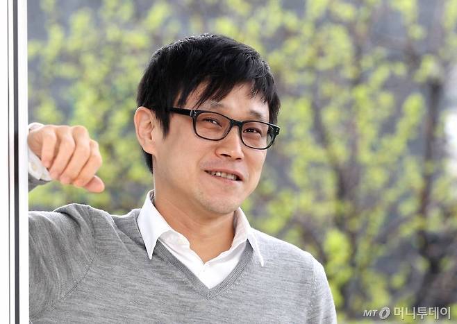 2012년 4월 25일 오후 서울 역삼동의 한 건물에서 플레디스 한성수 대표 인터뷰. /사진=홍봉진 기자 honggga@