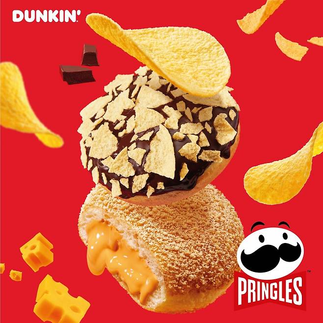 SPC그룹 계열사 비알코리아가 운영하는 던킨이 글로벌 스낵 브랜드 ‘프링글스’와 손잡고 5월 이달의 도넛을 출시했다. (던킨 제공)