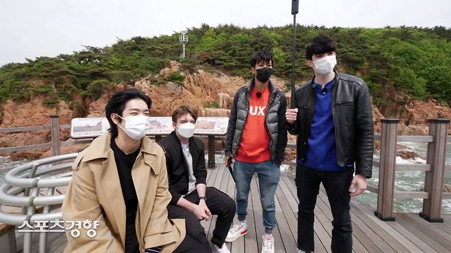 ‘찐한 남자’에 출연하는 외국인 4인방 타쿠야, 수잔, 로빈, 닉.