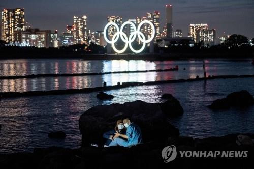 도쿄 오다이바 해양공원의 오륜 조형물. [AFP=연합뉴스 자료사진]