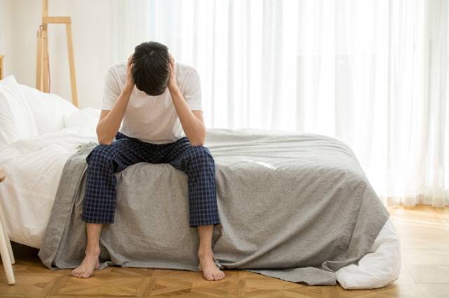 아침 두통이 유독 심하다면 뇌종양을 의심해볼 수 있다./사진=클립아트코리아