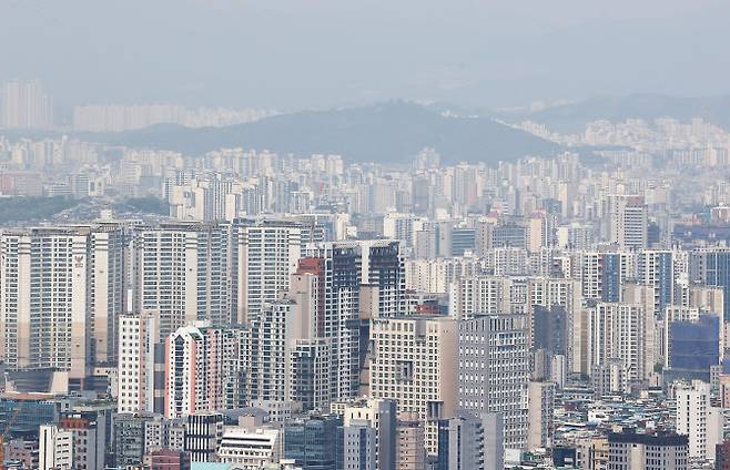 남산에서 바라본 서울시내 아파트.(사진=연합뉴스)