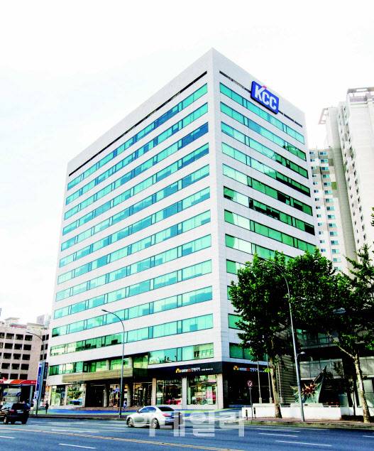 KCC 서울 서초 사옥 전경 (제공=KCC)