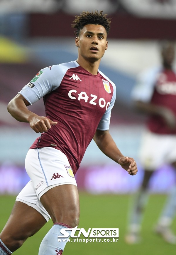 아스톤 빌라 공격수 올리 왓킨스