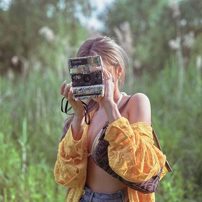 /사진=화사 인스타그램