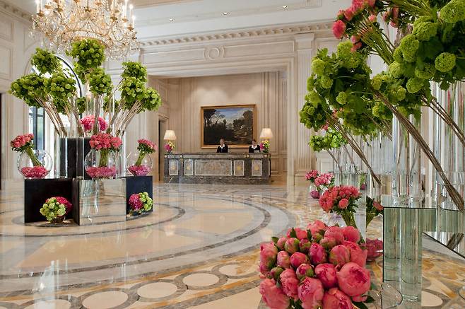 출처: (사진 제공: Four Seasons Hotel George V)