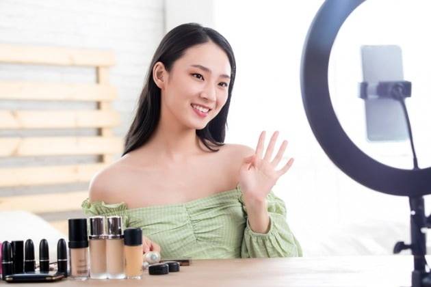 청소년들 사이에서 희망직업 상위권으로 유튜버가 올랐다. / 사진=게티이미지뱅크