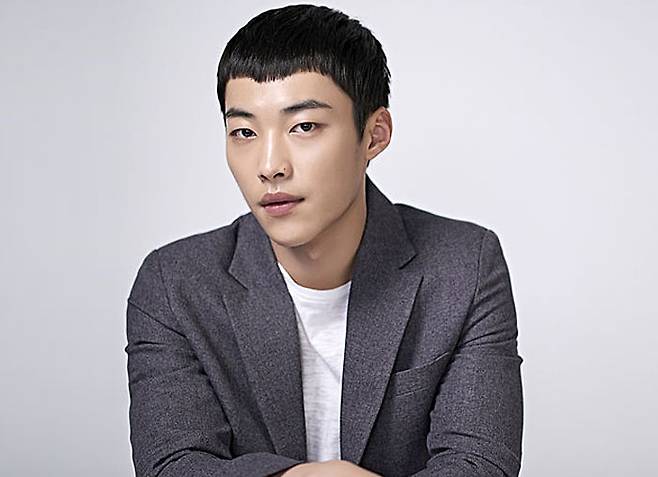 출처: 키이스트