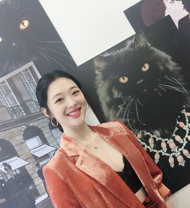 출처: 설리 인스타그램