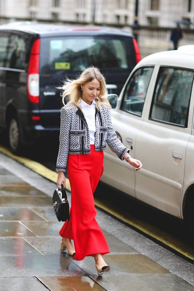 출처: sweatshirtsanddresses