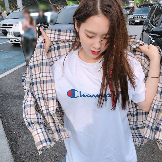 출처: 오마이걸 트위터