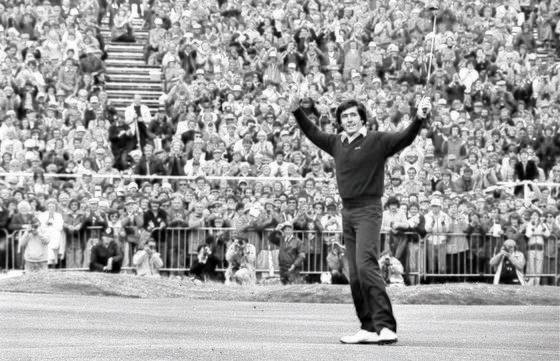 어린 시절 바닷가 백사장에서 골프를 배운 세베 바예스트로스. [중앙포토]