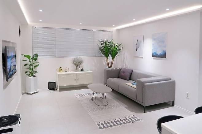 출처: <러그> <테이블> 제품정보 모아보기(▲이미지클릭)