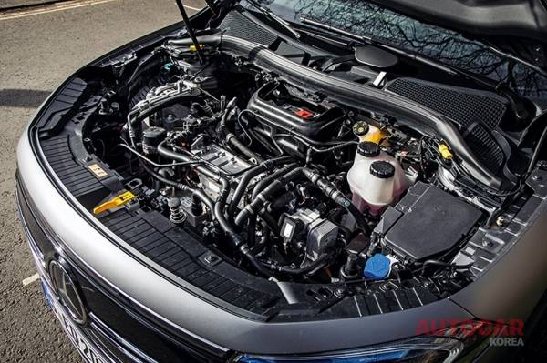 EQA 250은 최고출력 187마력, 38.2kg·m의 최대토크를 발휘하는 모터를 앞쪽에 뒀다