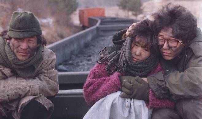 출처: 영화 <고래사냥> ⓒ (주)제이앤씨미디어그룹