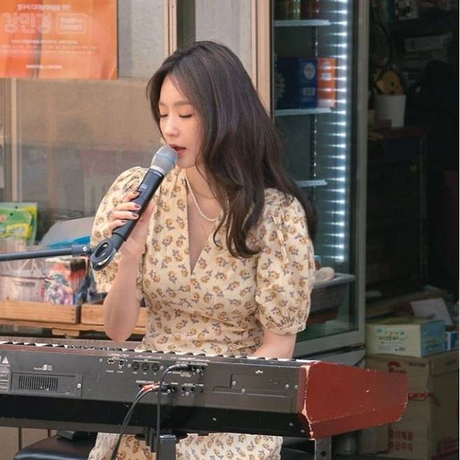 출처: 강민경 인스타그램