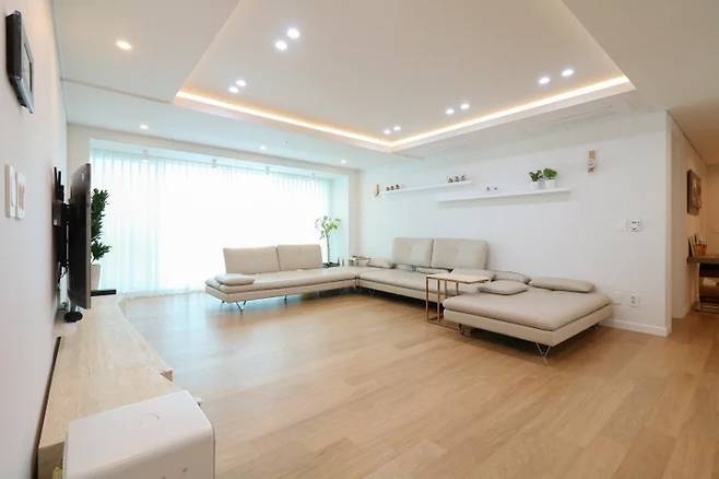 출처: <소파> 제품 정보 보러 가기 (▲이미지 클릭)