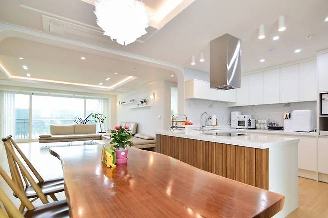 출처: <조명> 제품 정보 보러 가기 (▲이미지 클릭)