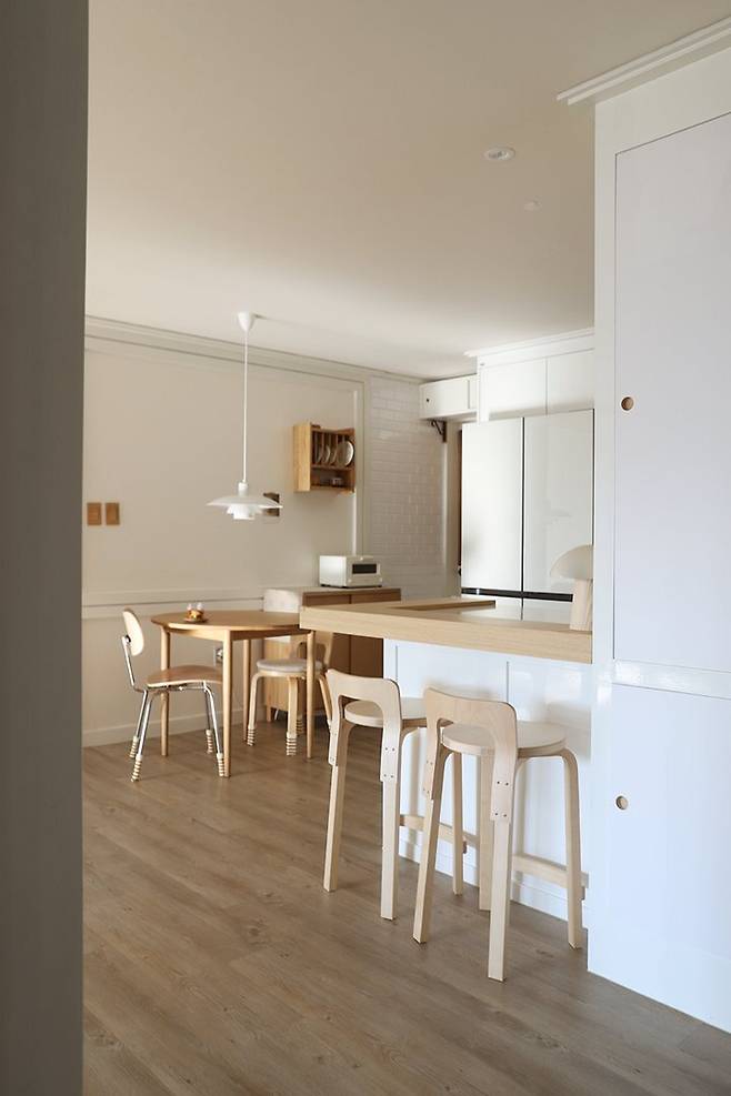 출처: <의자> 제품 정보 보러 가기 (▲이미지 클릭)