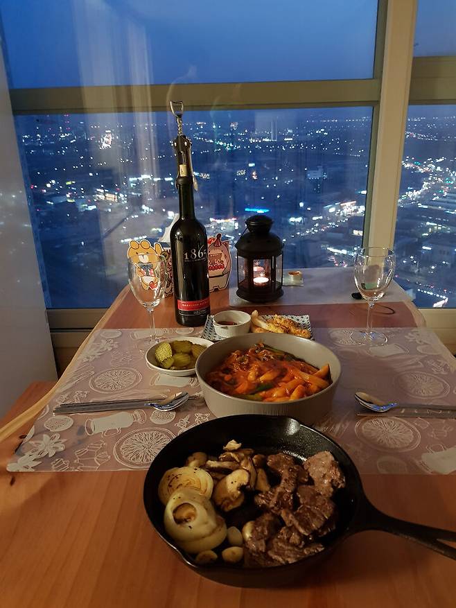 출처: 사진 속 인테리어를 하이마트 APP에서 보기 (사진 클릭▲)