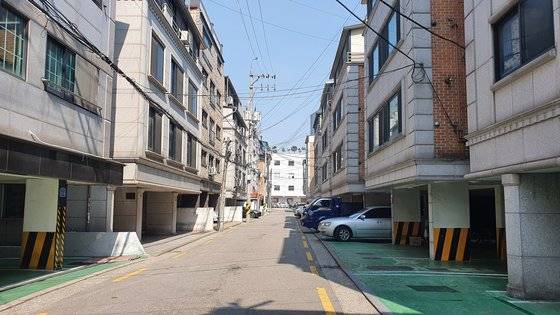 서울 송파구의 한 다세대ㆍ다가구 동네의 모습. 사진 한은화 기자