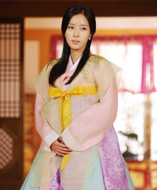 출처: SBS ‘신기생뎐’ 스틸