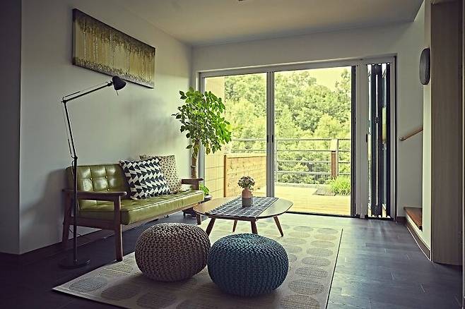 출처: <스탠드> <의자> 제품 정보 보러가기 (▲이미지 클릭)