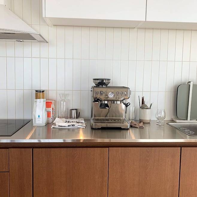 출처: <커피머신> <주방후드> 제품 정보 보러가기 (▲이미지 클릭)