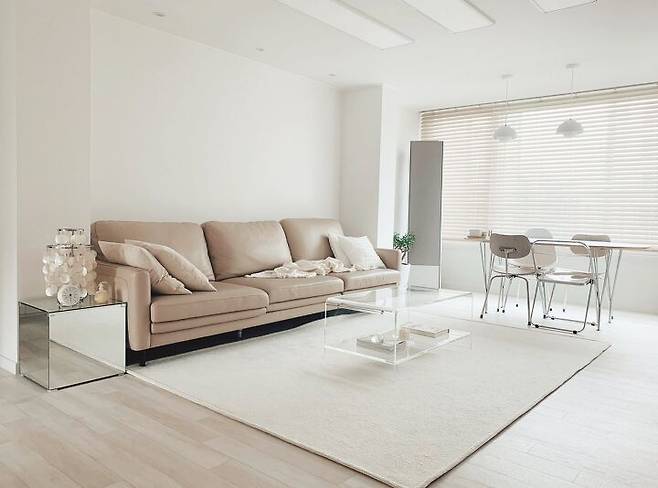 출처: <소파> 정보 보러가기 (▲이미지 클릭)