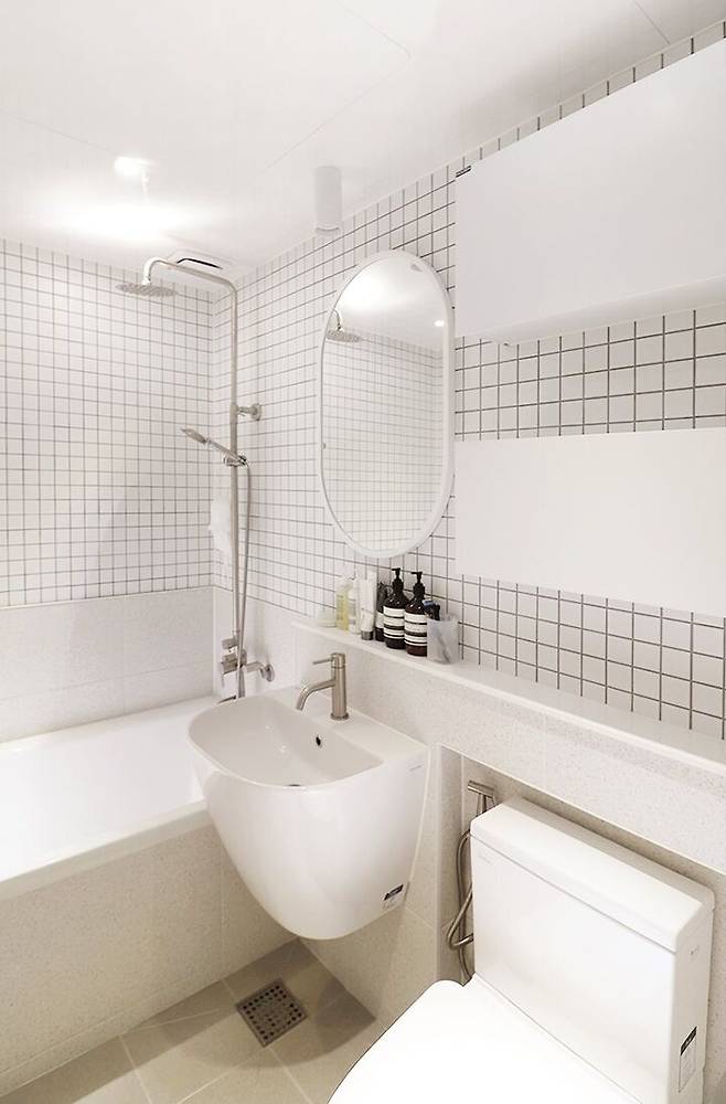 출처: 오늘의집 온라인 집들이 보러가기 (▲ 이미지 클릭)