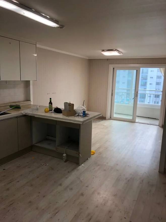 출처: 오늘의집 온라인 집들이 보러가기 (▲ 이미지 클릭)