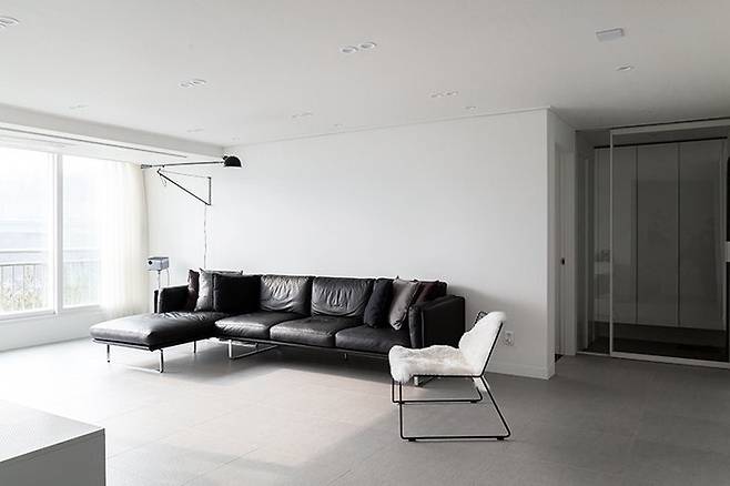 출처: <소파> 제품 정보 보러가기 (▲이미지 클릭)