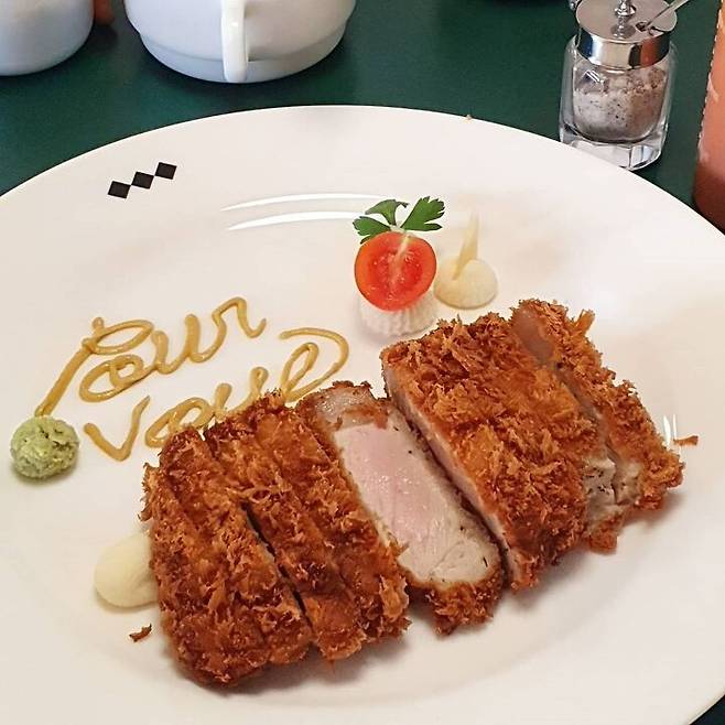 출처: justkyeong님 인스타그램