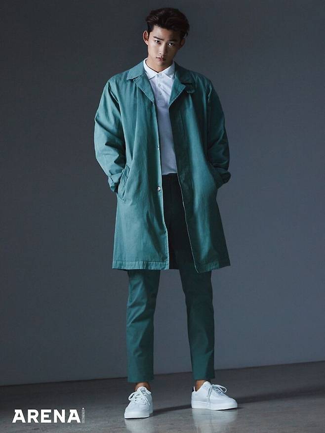 출처: 아레나 옴므 6월호