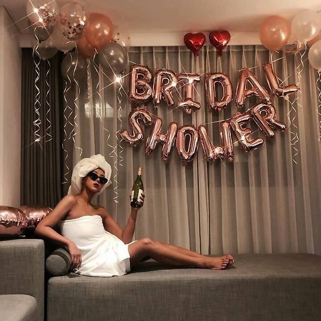 출처: 자이언트 핑크 인스타그램 (@giantpink)