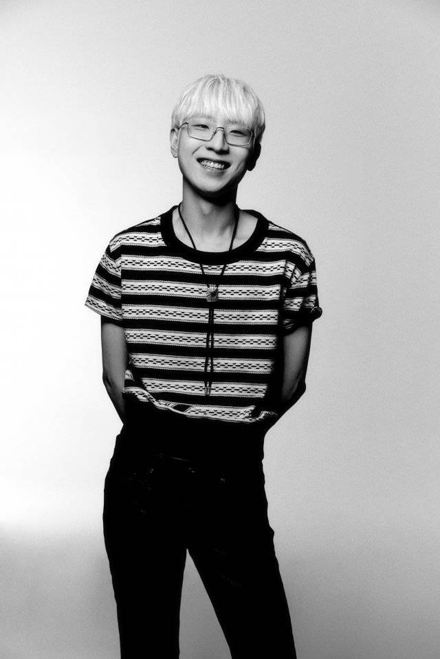 더 발룬티어스-Jonny