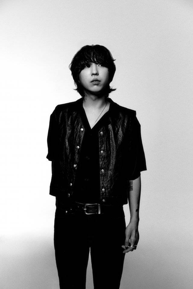 더 발룬티어스-고형석