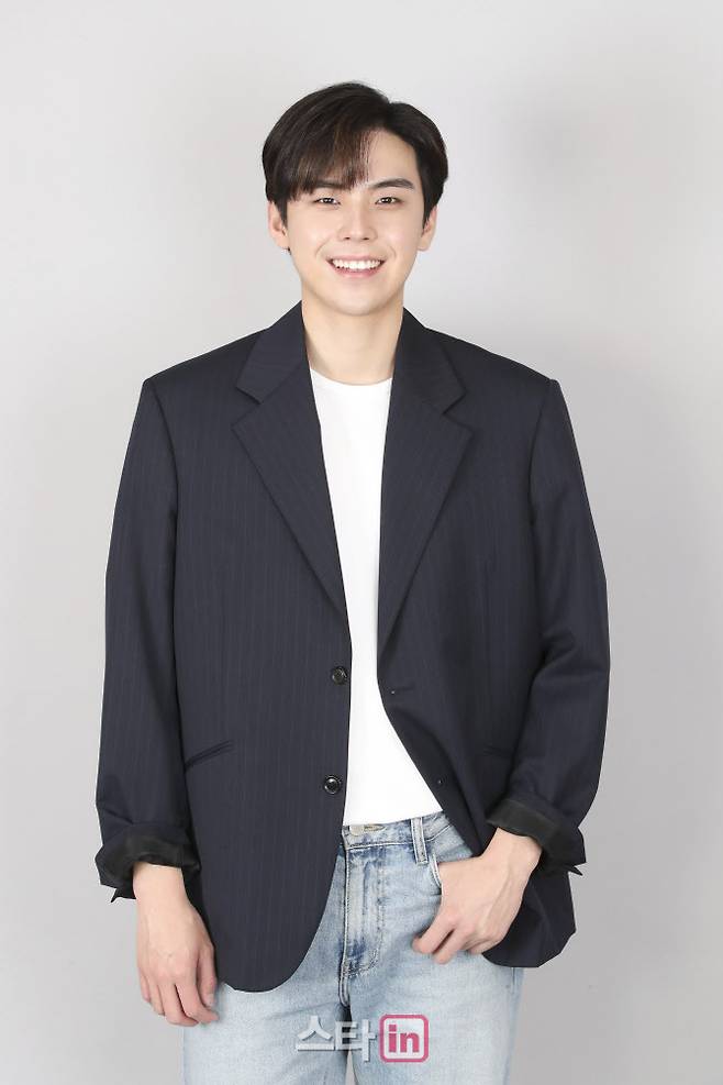 [이데일리 스타in 이영훈 기자] MBC ‘목표가 생겼다’ 배우 김도훈이 25일 오전 서울 순화동 KG타워에서 이데일리와 인터뷰를 하고 있다.