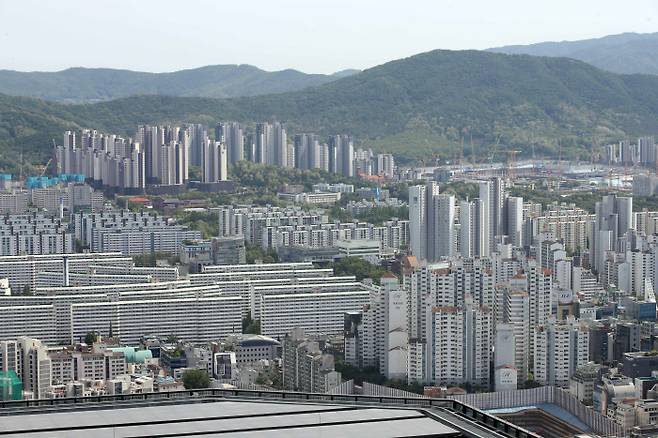 서울 강남 일대 아파트 전경 [사진 = 한주형 기자]