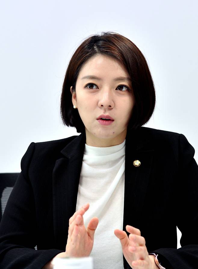 국민의힘 최고위원 경선에 도전하는 배현진 의원이 5월31일 국회 의원회관에서 헤럴드경제와 인터뷰를 하고 있다. [헤럴드경제=박현구 기자 Park Huyun Koo]