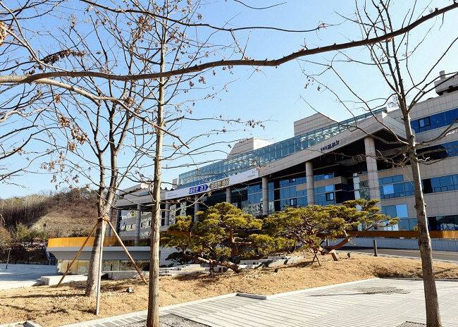 경기복지재단과 국립특수교육원, 경기도평생교육진흥원이 도내 발달장애인 대상 평생교육 활성화를 위해 프로그램 개발, 정보 공유, 협력 네트워크 구축 등에 공동으로 힘을 모으기로 했다. / 사진제공=경기북부청