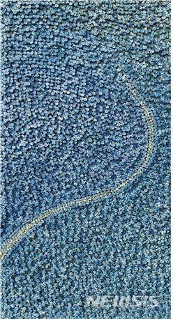 [서울=뉴시스]  헤아림의 꽃길, 102x50㎝. 한지및혼합재료, 2020년 작 (사진 출처= 허회태 작가) 2021.06.02. photo@newisis.com