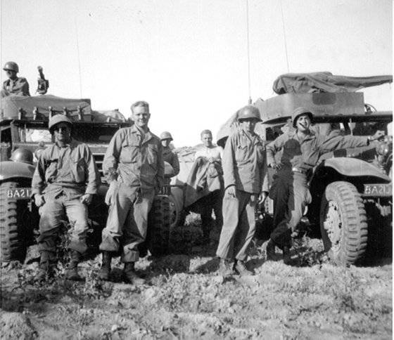 가평 전투를 치렀던 미군 213야전포병대대 병사들. 대부분 20대 안팎의 젊은 나이였다. [사진 한국헬핑핸즈]