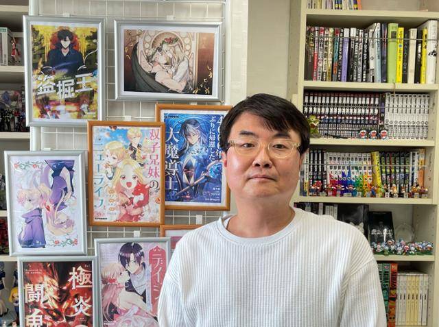 도쿄 신주쿠구 소재 엘세븐 본사에서 만난 웹툰 제작사 엘세븐의 이현석 대표. 이 대표는 일본 출판만화 업계가 급성장하는 웹툰 시장의 트렌드를 따라가지 못하고 있다고 전했다. 도쿄=최진주 특파원