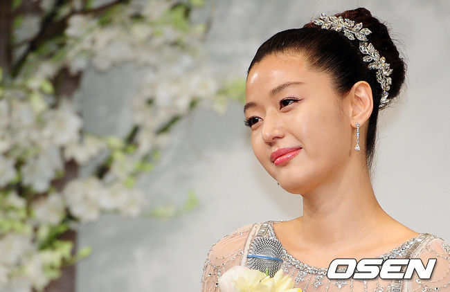 [OSEN DB] 2012년 4월 13일 전지현 결혼식 포토타임