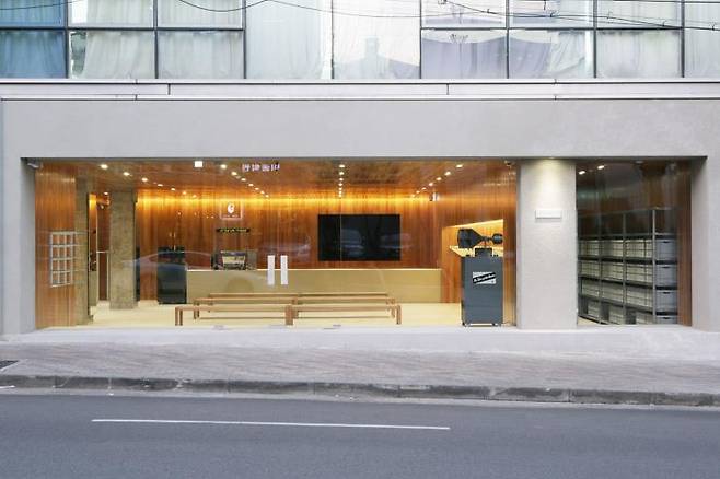 디스이즈네버댓(thisisneverthat®)