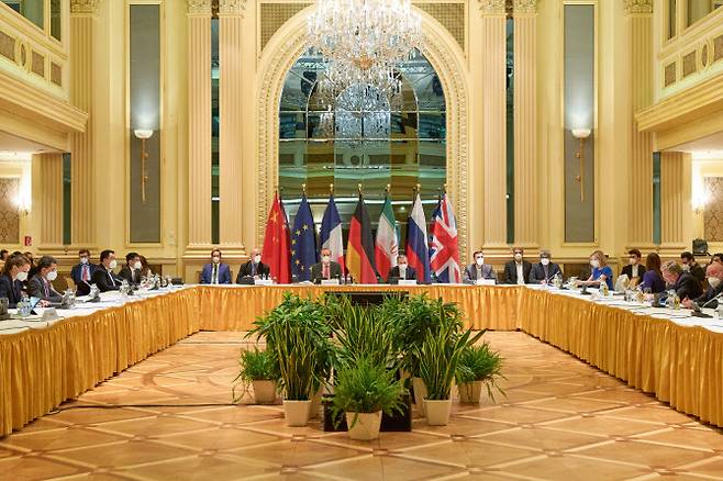 미국, 이란, 러시아, 중국, 프랑스, 독일, 영국 등 이란핵협정(JCPOA·포괄적 공동행동계획) 참가국들은 지난달 6일(현지시간)부터 오스트리아 빈에서 협정 복원을 위한 회담을 진행해오고 있다. (사진=AFP)